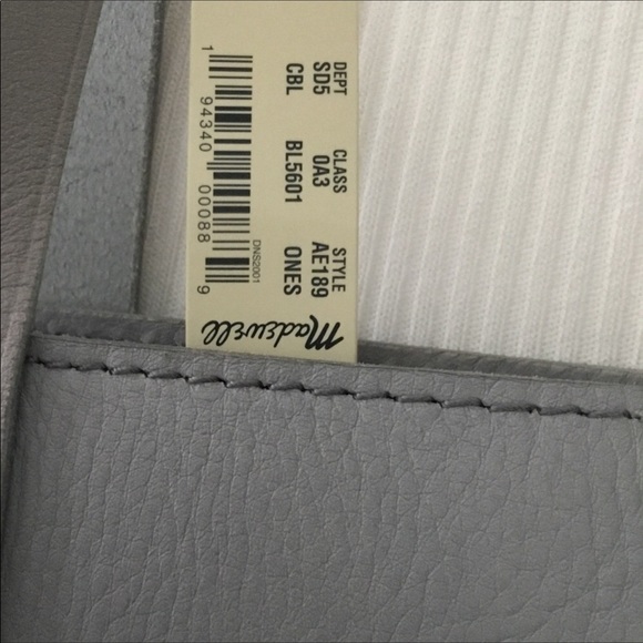 COPY - Madewell Medium blue Zip tote - Picture 4 of 14